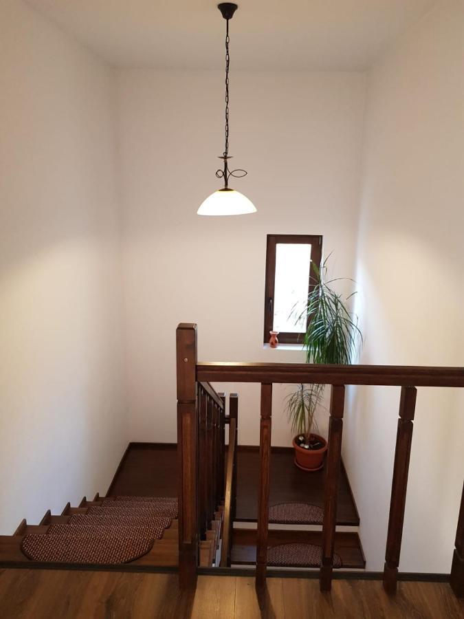 Pensiunea Casa Lupas Gilau Ngoại thất bức ảnh